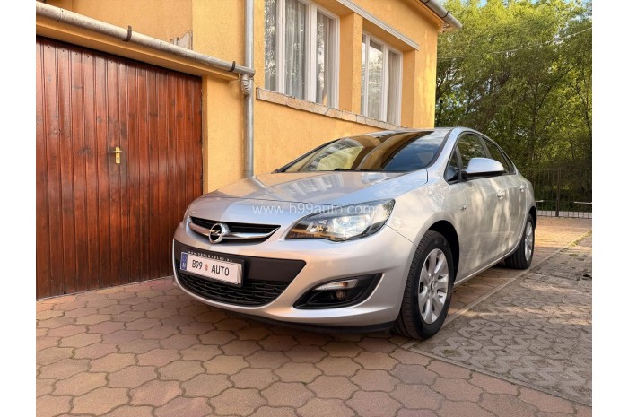 Opel Astra J  LED tompított szett